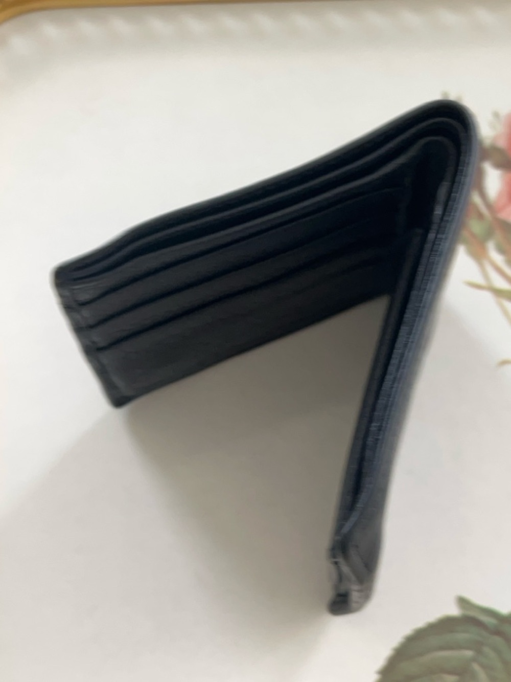 GUCCI Navy Blue Leather Bi-Fold Wallet with Interlocking G Vintage - Picture 5 of 15